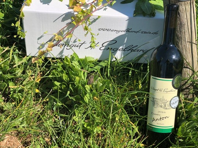 Weingut Engelhard_Wein, © Weingut H. Engelhard Weingut Engelhard_Wein, © Weingut H. Engelhard