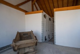 Betonfässer Engelstadt © Verbandsgemeinde Gau-Algesheim Betonfässer Engelstadt © Verbandsgemeinde Gau-Algesheim