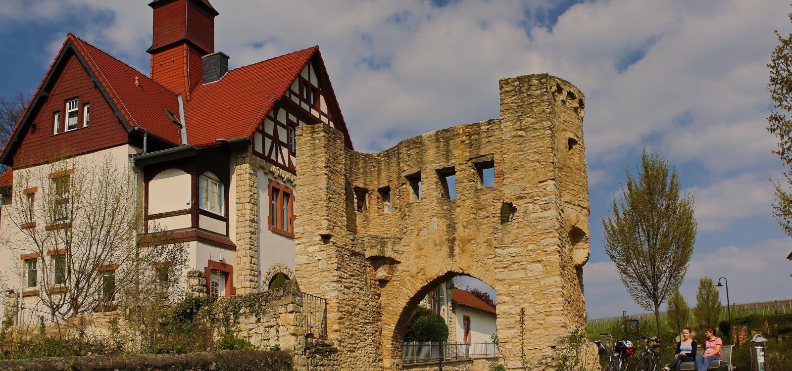 Oude krachtcentrale met Uffhubtor 1 Oude krachtcentrale met Uffhubtor 1