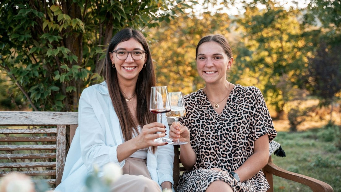 Weingut Wasem Doppelstück_Schwestern 3, © Weingut Wasem Doppelstück Weingut Wasem Doppelstück_Schwestern 3, © Weingut Wasem Doppelstück