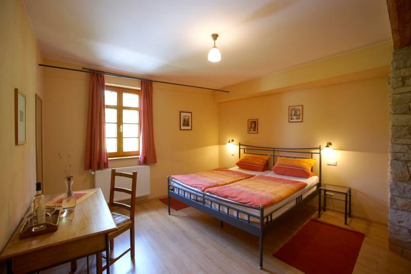 Weingut Julian Wolf-Gästezimmer, © Weingut Julian Wolf Weingut Julian Wolf-Gästezimmer, © Weingut Julian Wolf