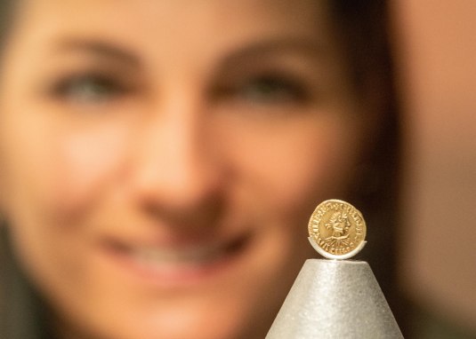 Gouden munt van Karel de Grote Gouden munt van Karel de Grote