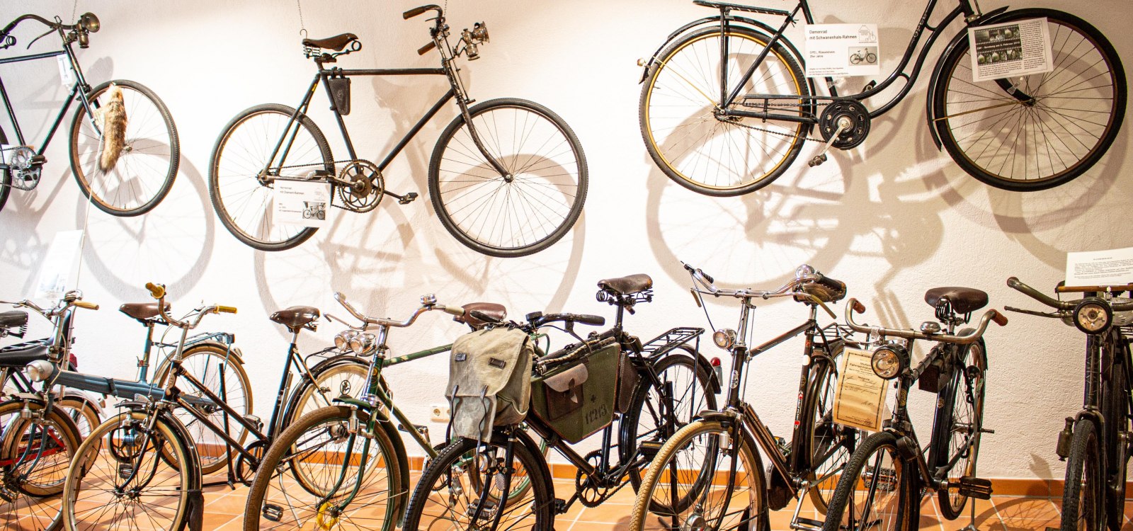 Rheinhessisches Fahrradmuseum - Alltagsräder Rheinhessisches Fahrradmuseum - Alltagsräder