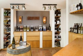 Vinothek Weingut Gehring, © Carsten Costard Vinothek Weingut Gehring, © Carsten Costard