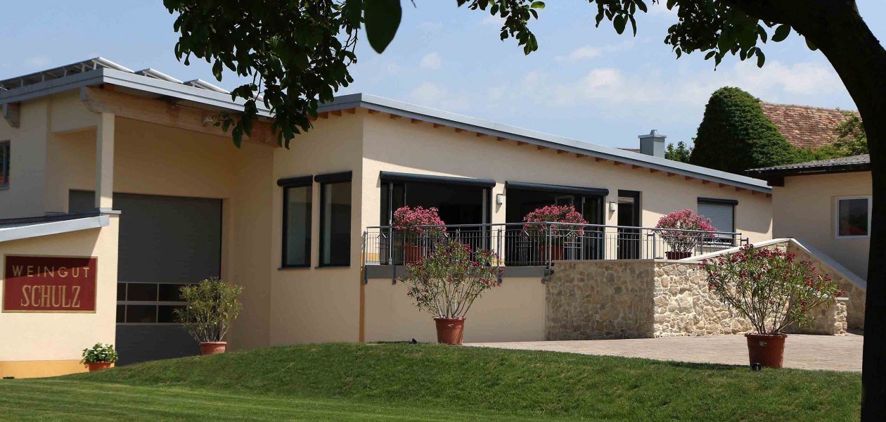 Weingut Schulz_Gebäude, © Markus Neuroth Weingut Schulz_Gebäude, © Markus Neuroth