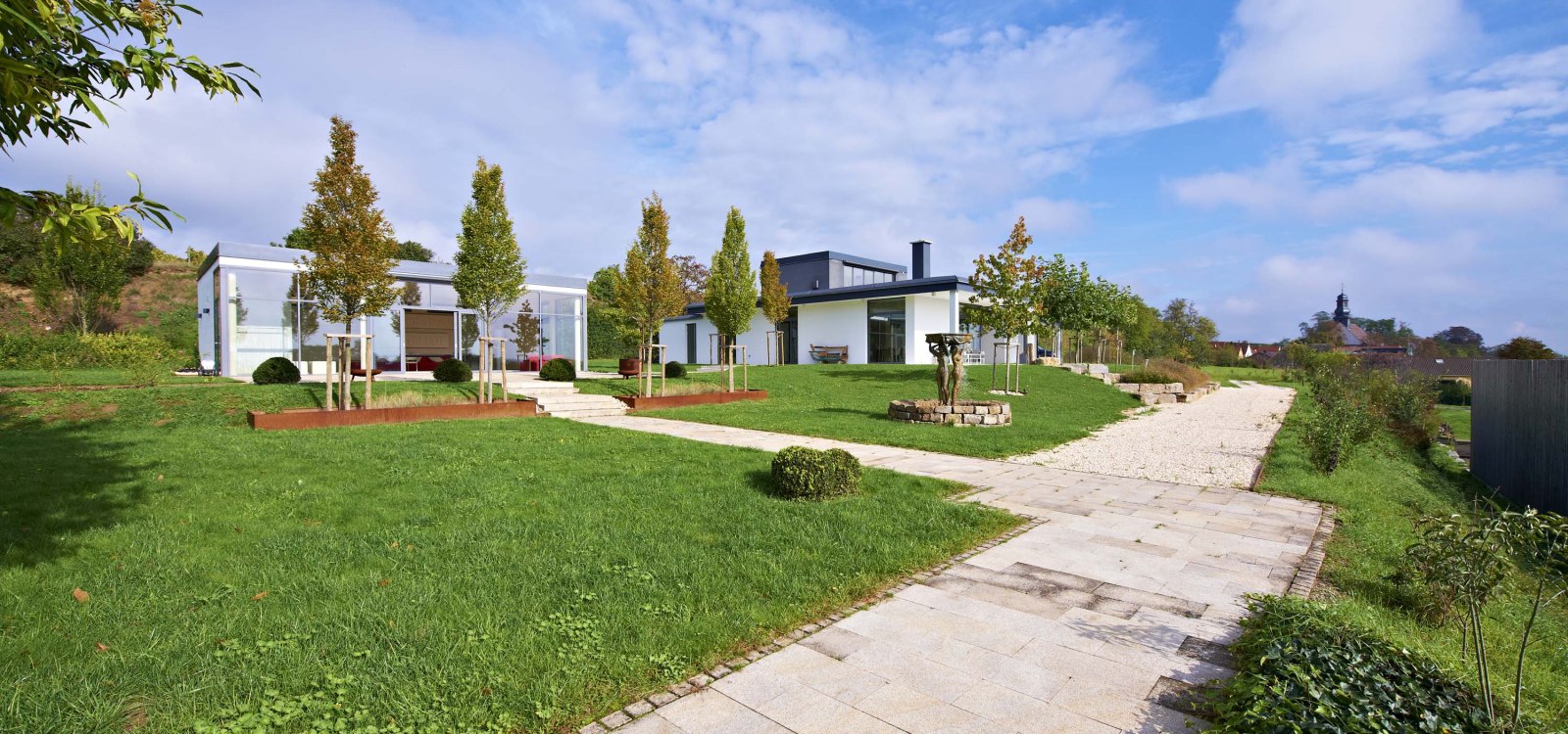 Spanier-Gillot_Weinberge, © Weingut Carolin Spanier-Gillot & H.O. Spanier Spanier-Gillot_Weinberge, © Weingut Carolin Spanier-Gillot & H.O. Spanier