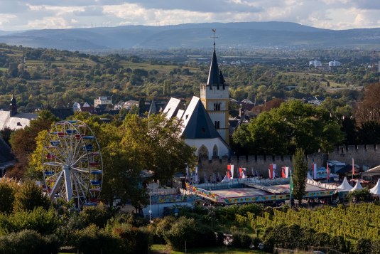 Rotweinfest Drohne, © Stadt Ingelheim_Singer-Fischer Rotweinfest Drohne, © Stadt Ingelheim_Singer-Fischer