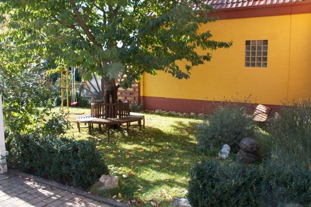 Falkenhof_Außen, © Wein- und Gästehaus FALKENHOF Falkenhof_Außen, © Wein- und Gästehaus FALKENHOF