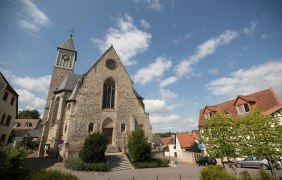 Katholische Kirche am Lindenplatz Katholische Kirche am Lindenplatz