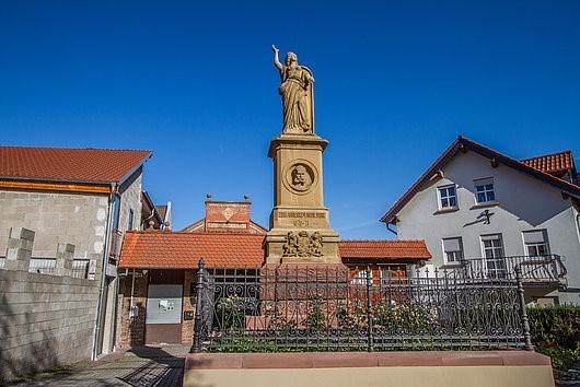 Kriegerdenkmal Wackernheim © Stadt Ingelheim/ml Kriegerdenkmal Wackernheim © Stadt Ingelheim/ml