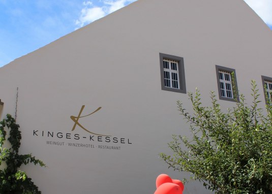 IMG_2062 (2) IMG_2062 (2)