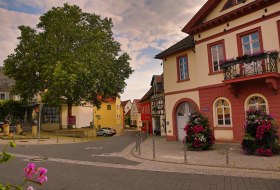 Marktplein Ober-Ingelheim/ingang Altegasse Marktplein Ober-Ingelheim/ingang Altegasse