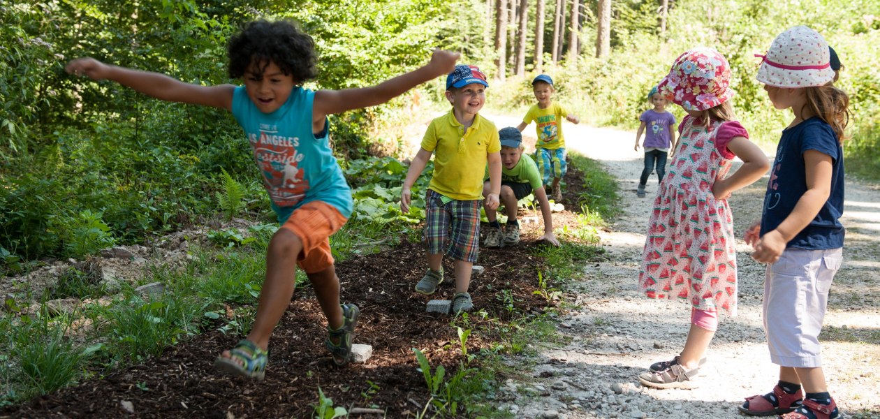Auf dem Erlebnispfad Binger Wald, © Martin Kämper ; Quelle Stadt Bingen Auf dem Erlebnispfad Binger Wald, © Martin Kämper ; Quelle Stadt Bingen