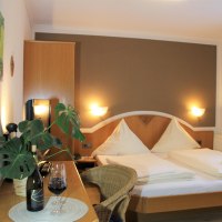 IMG_3929 (2) IMG_3929 (2)