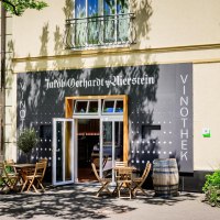 Vinothek Jakob Gerhardt Nierstein © Wein- & Sektkellerei Jakob Gerhardt Vinothek Jakob Gerhardt Nierstein © Wein- & Sektkellerei Jakob Gerhardt