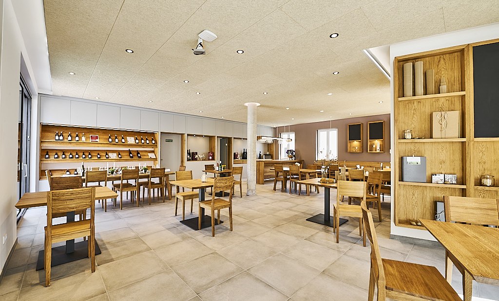 Weingut Huff-Doll_Vinothek 2, © Weingut Huff-Doll Weingut Huff-Doll_Vinothek 2, © Weingut Huff-Doll