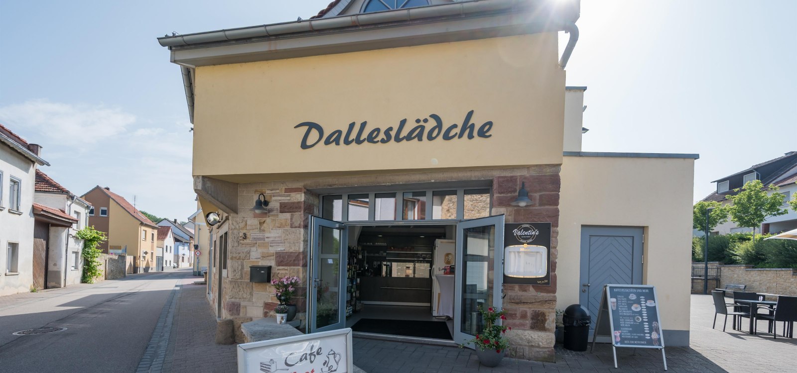 Lädchen geöffnet Lädchen geöffnet