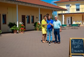 Wein- und Sektgut Menk_Familie © Wein- und Sektgut Menk Wein- und Sektgut Menk_Familie © Wein- und Sektgut Menk