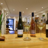 Vinothek Weingut Klosterhof © Rainer Oppenheimer Vinothek Weingut Klosterhof © Rainer Oppenheimer