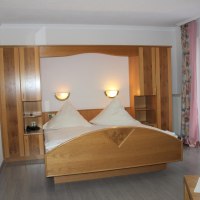 IMG_4021 (2) IMG_4021 (2)