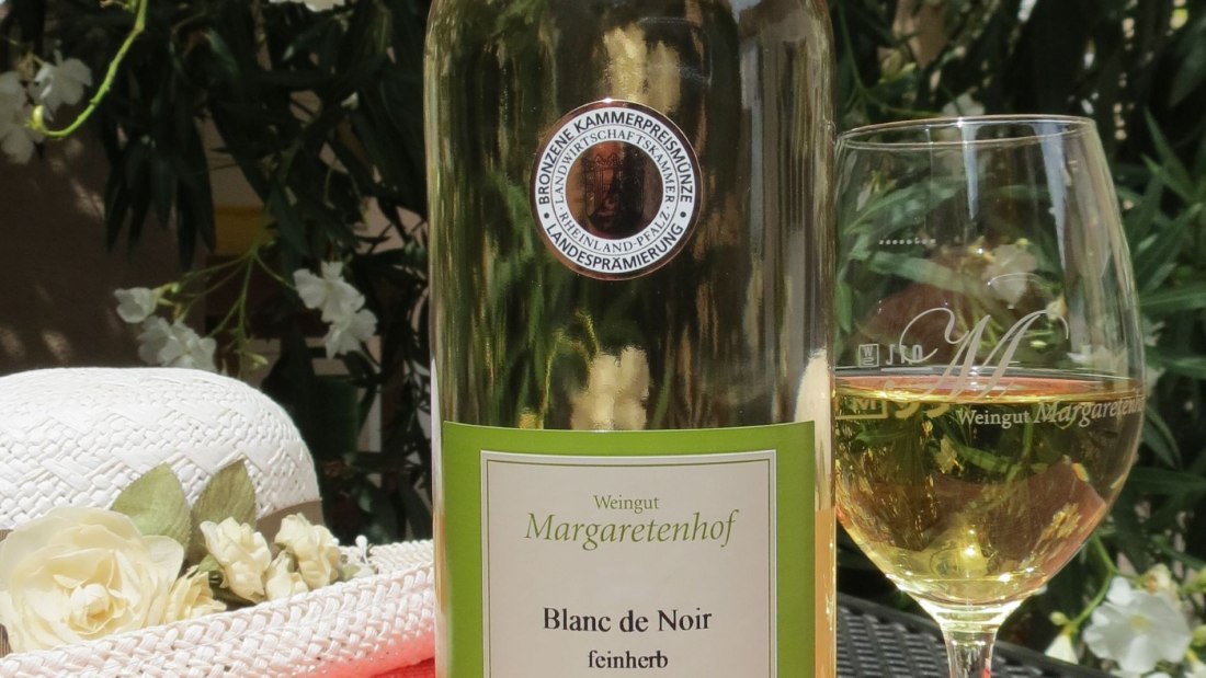 Weingut Margaretenhof_Blanc de noir, © Weingut Margaretenhof Weingut Margaretenhof_Blanc de noir, © Weingut Margaretenhof