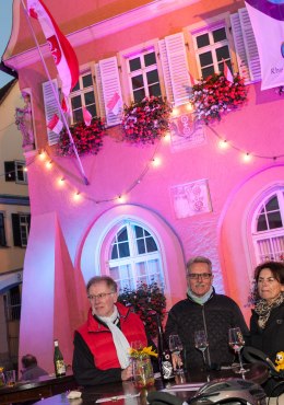 Fest des jungen Weines - Rheinhessen AUSGEZEICHNETES Weinfest © Martin Kämper/Rheinhessenwein e.V. Fest des jungen Weines - Rheinhessen AUSGEZEICHNETES Weinfest © Martin Kämper/Rheinhessenwein e.V.