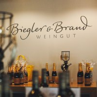 Weinladen - Weinhotel Kaisergarten Weinladen - Weinhotel Kaisergarten