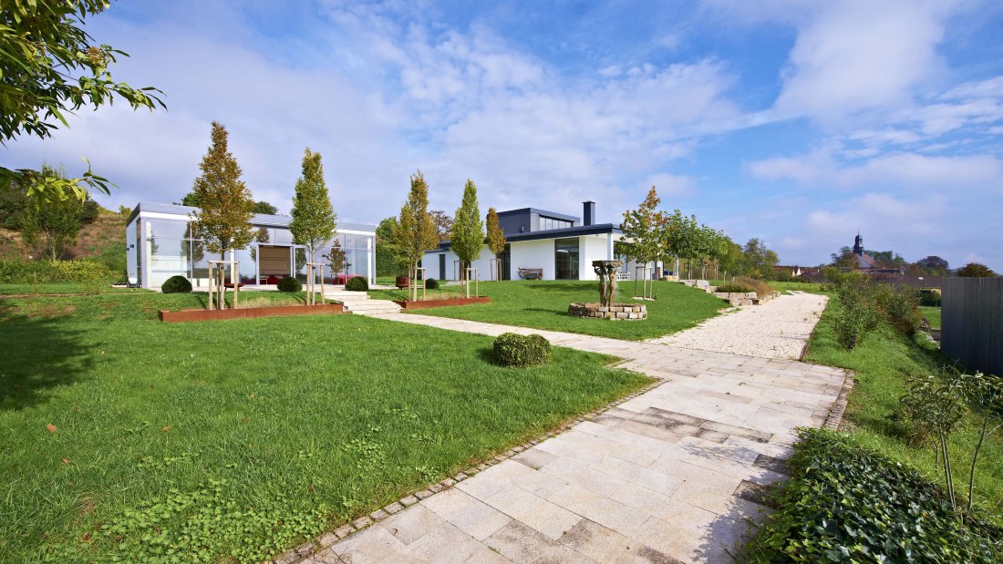 Spanier-Gillot_Weinberge, © Weingut Carolin Spanier-Gillot & H.O. Spanier Spanier-Gillot_Weinberge, © Weingut Carolin Spanier-Gillot & H.O. Spanier