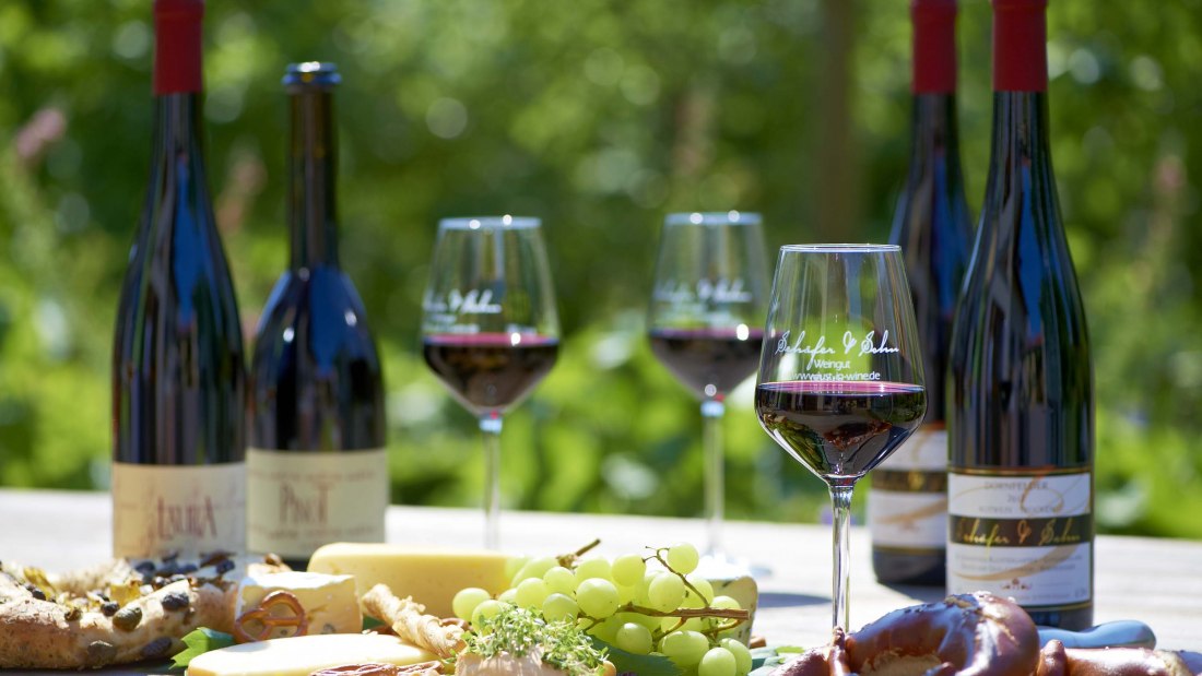 Weingut Schäfer & Sohn_Weine, © Weingut Schäfer & Sohn Weingut Schäfer & Sohn_Weine, © Weingut Schäfer & Sohn