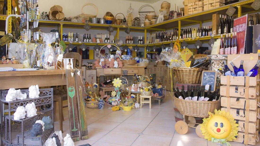 falcon-5, © Wein- und Gästehaus FALKENHOF falcon-5, © Wein- und Gästehaus FALKENHOF