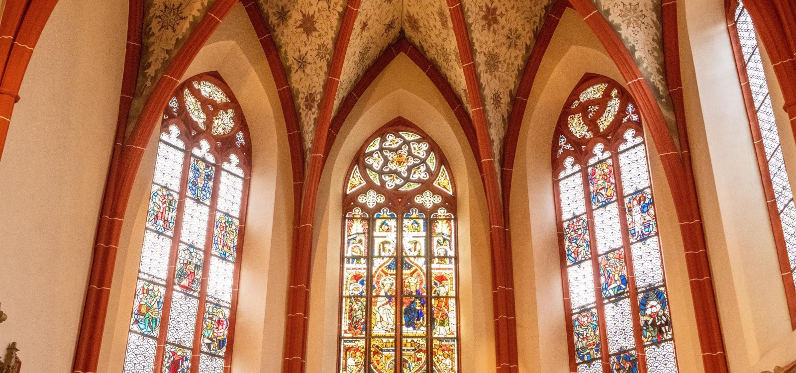 Altarraum Burgkirche Ober-Ingelheim 1, © Dominik Ketz/RHT GmbH Altarraum Burgkirche Ober-Ingelheim 1, © Dominik Ketz/RHT GmbH