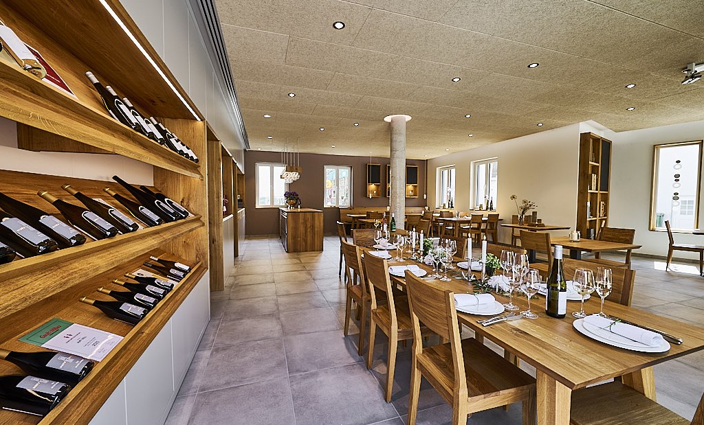 Weingut Huff-Doll_Vinothek 1, © Weingut Huff-Doll Weingut Huff-Doll_Vinothek 1, © Weingut Huff-Doll