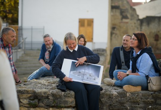 Gästeführung in der Kaiserpfalz, © Angelika Stehle/Stadt Ingelheim
