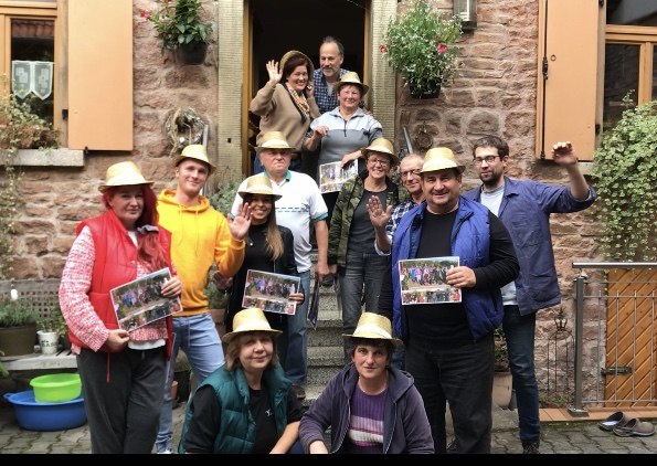 &copy; Ch.W. Bernhard