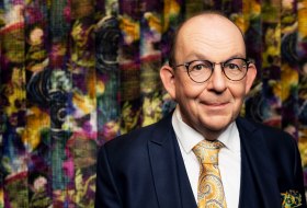 Denis Scheck © Andreas-Hornoff-im-Cookies-Cream-Berlin/IkUM GmbH