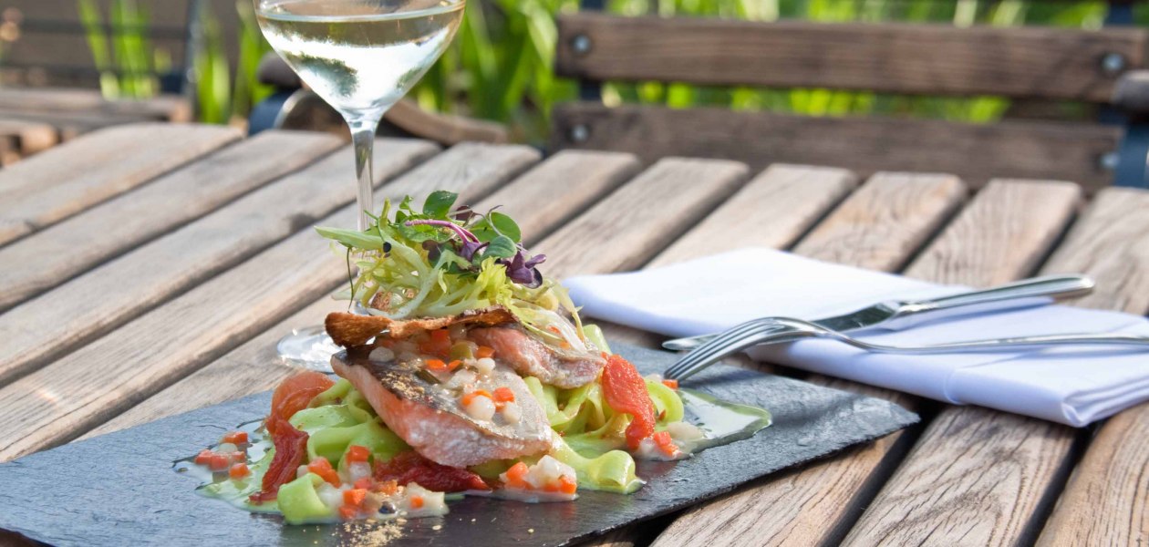 Eten in de tuin internet, &copy; Weingut Espenhof