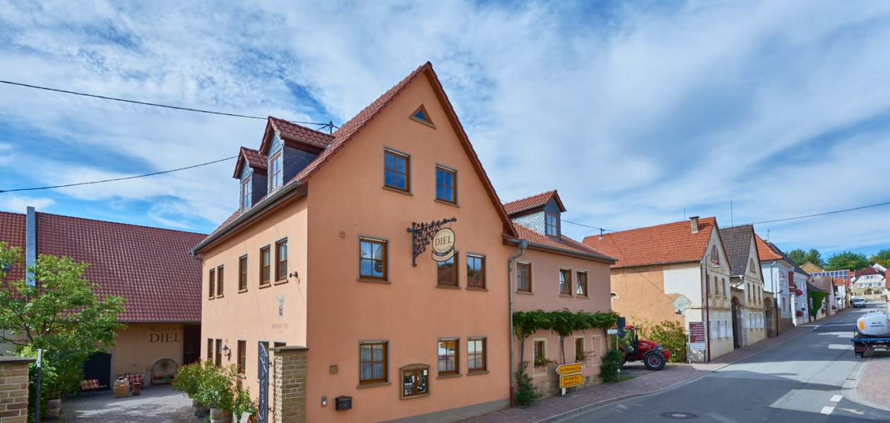 Weingut Diel_Au&szlig;enansicht, &copy; Weingut Diel