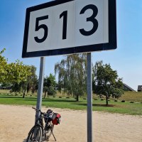 Rheinufer Heidenfahrt - Rheinkilometer 513 &copy; Rheinhessen-Touristik GmbH