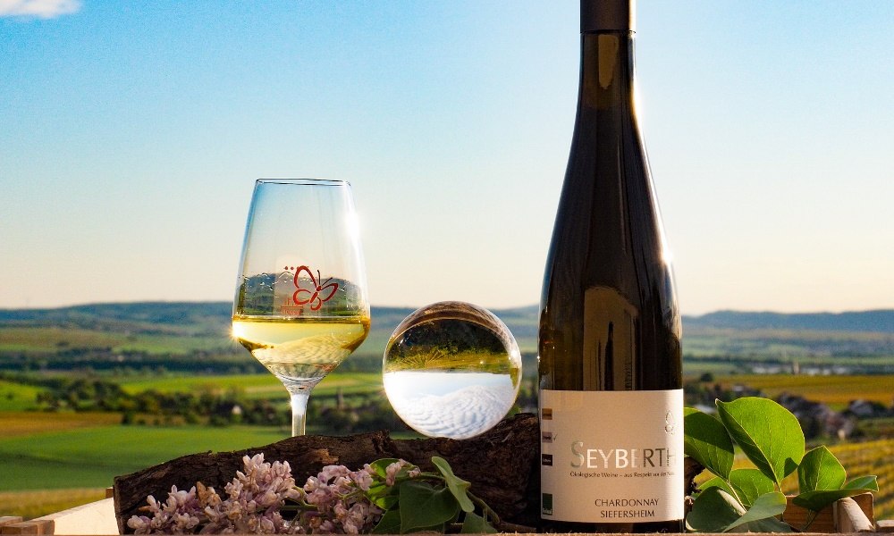 Weingut Seyberth_Glas Flasche, &copy; Weingut Seyberth