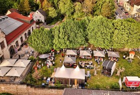 Frühlingsweinfest am Winzerkeller - Drohnenaufnahme © Rainer Oppenheimer/Stadt Ingelheim