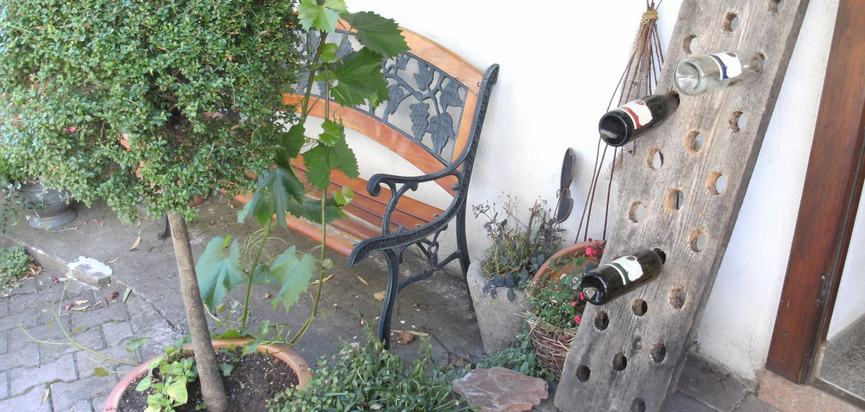 hof-2, &copy; Weingut Heise am Kranzberg