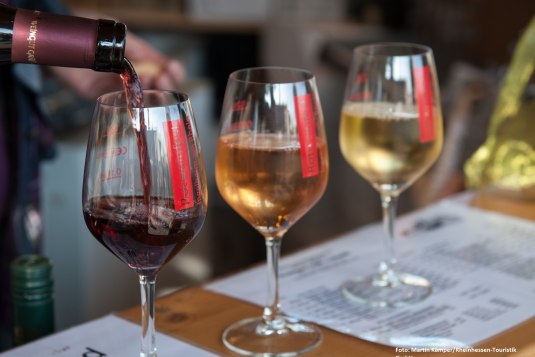 Ingelheim am Rhein ist für seine ausgezeichneten Rotweine überregional bekannt. Unsere Winzer haben mittlerweile auch excellente und prämierte Weißweine, die man unbedingt probieren sollte., © Martin Kämper/Rheinhessenwein e.V.