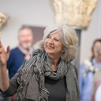 F&uuml;hrung im Museum - Ausstellungsraum Kaiserpfalz &copy; Angelika Stehle/Stadt Ingelheim