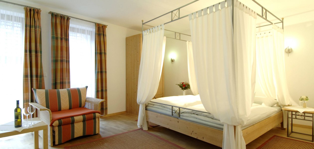 hemelbed kamer foto, © Weingut Wolfgang & René Peth