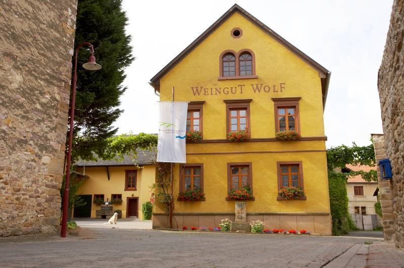 picture1-wijnmakerij-wolf, &copy; Weingut Julian Wolf