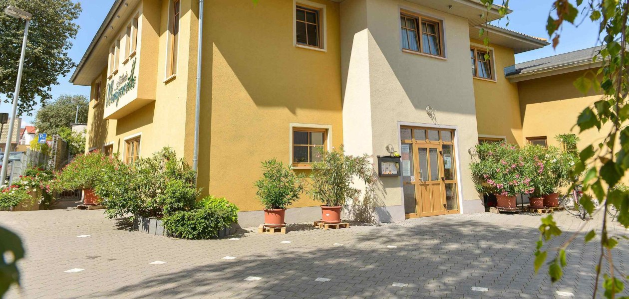 &copy; Weingut B&ouml;hm