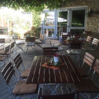 Sitzecke im Hof © Mechtild Weitzel