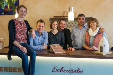 Weingut Dorst_Familie 3, &copy; Weingut Dorst