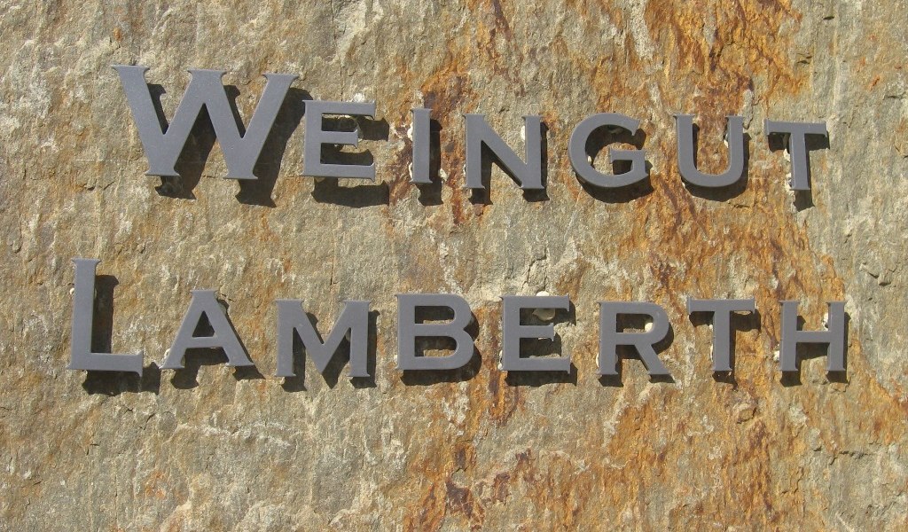 Weingut Lamberth_Schriftzug, &copy; Weingut Lamberth