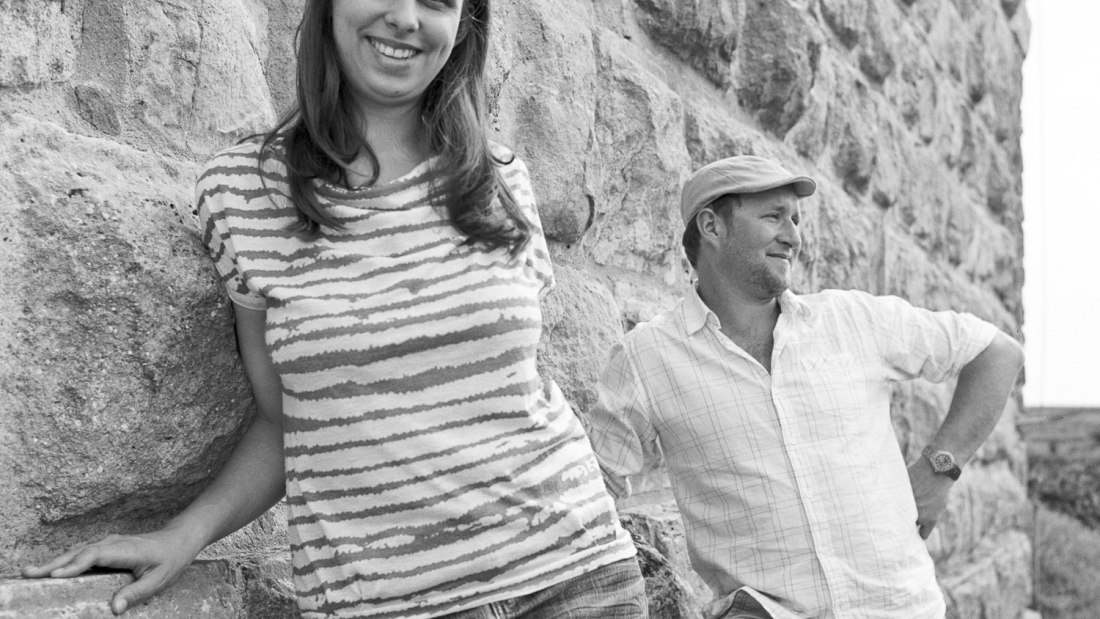 Weingut Wedekind_Winzer stehend, &copy; Weingut Wedekind